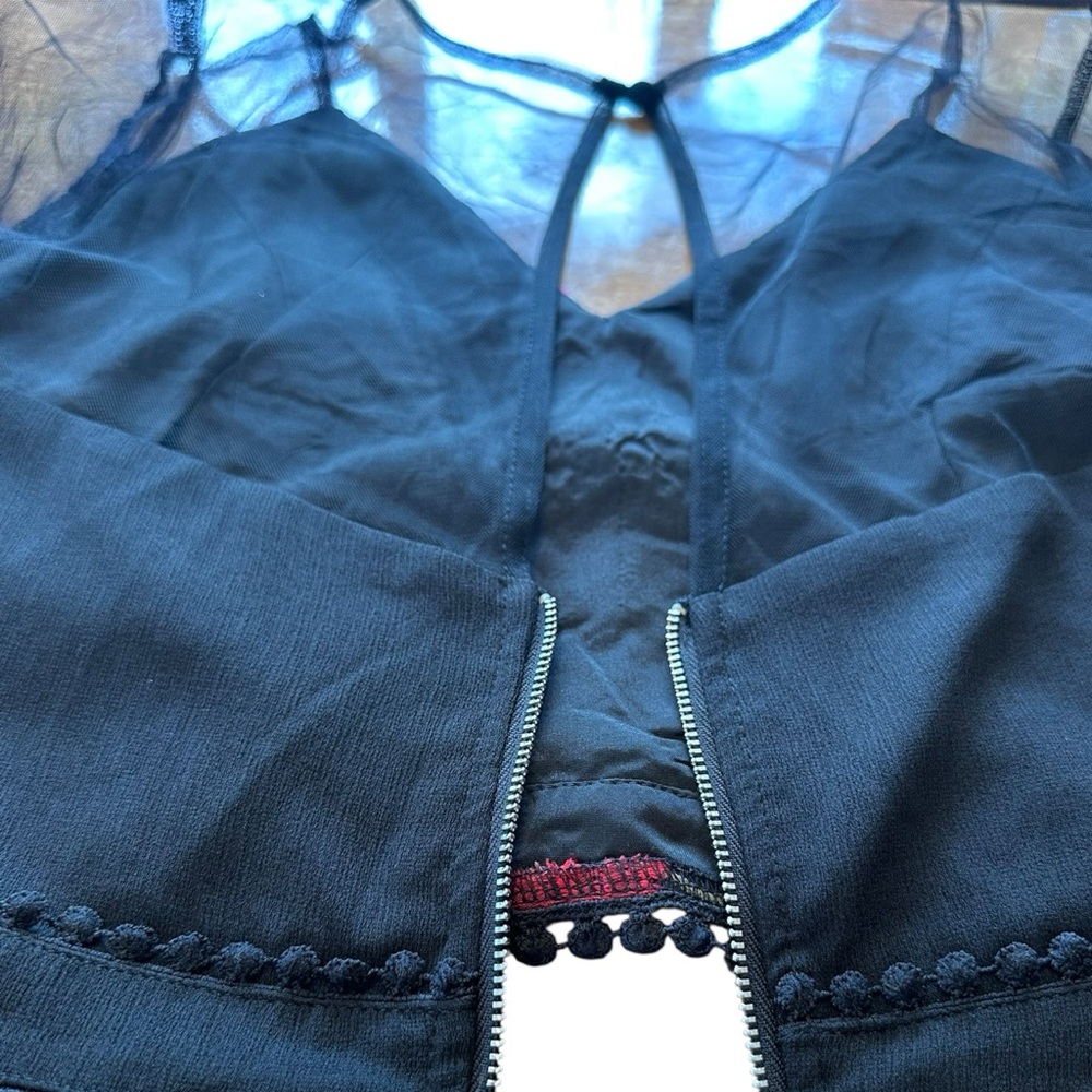 LUXXEL Embroidered Mesh Crop Top Sheer Sleeve Bustier Festival NWT M/L Summer - Picture 11 of 14